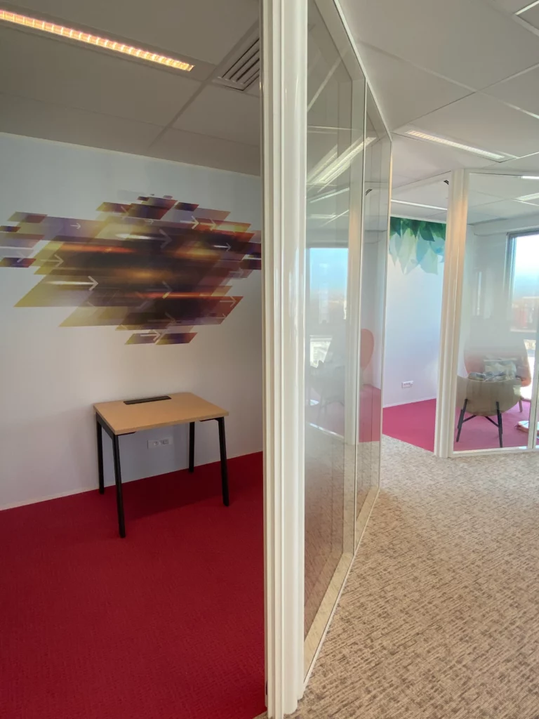 Vitrophanie, décoration, mur, cloison de bureau