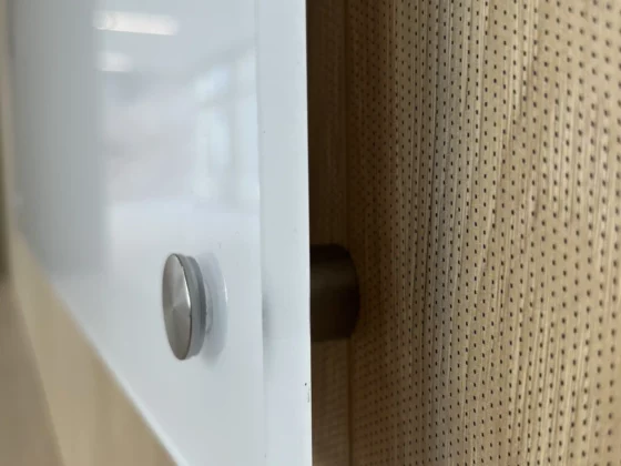 Polycarbonate, Entretoise de déport