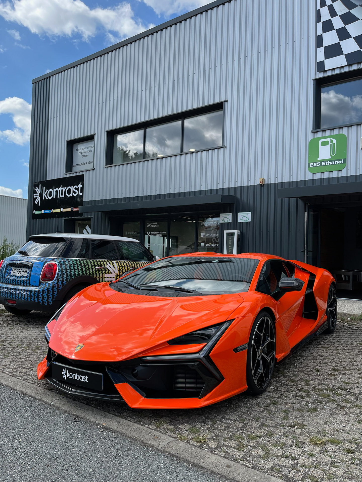 protection de carrosserie PPF voiture luxe haut de gamme
