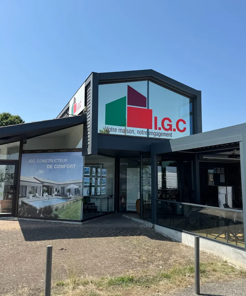 vitrophanie bureaux vitrine igc immobilier bordeaux fenêtre