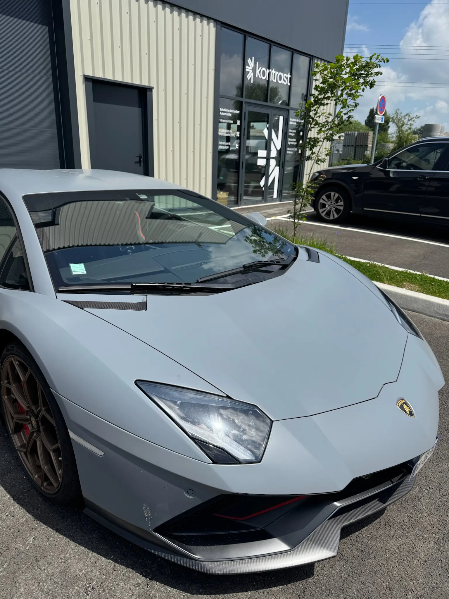 PPF Protection carrosserie lamborghini Aventador Kontrast Bordeaux
