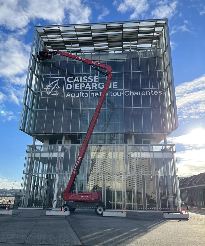vitrophanie immeuble bureau banque epargne