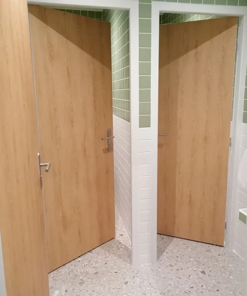 cover styl hotel hall toilette wc sanitaire rénovation sans travaux adhésif décoratif